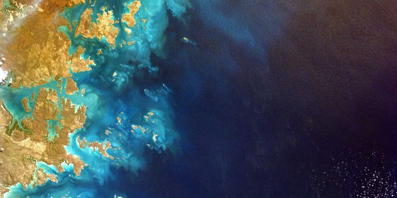 数字电源控制环路建模与基于FPGA的实时仿真验证：嵌入式系统与PCB设计的关键桥梁